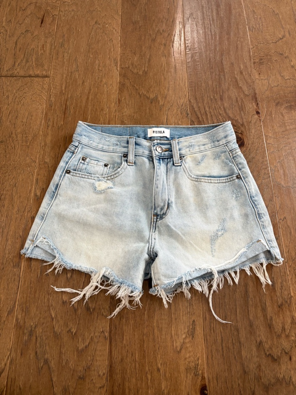 $148 Pistola size 25 light wash distressed women’s shorts
